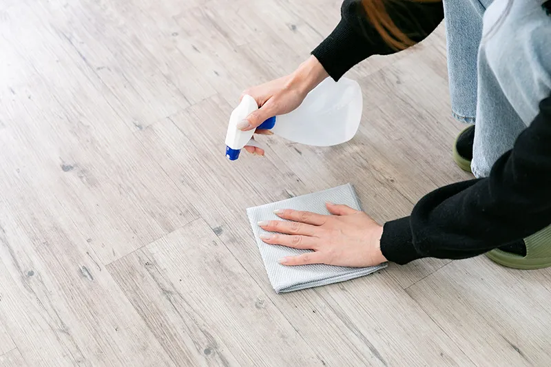 安全性を追求した独自薬剤カビコロリン